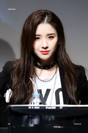 Photo : Heejin