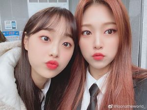 Photo : Chuu & Hyunjin